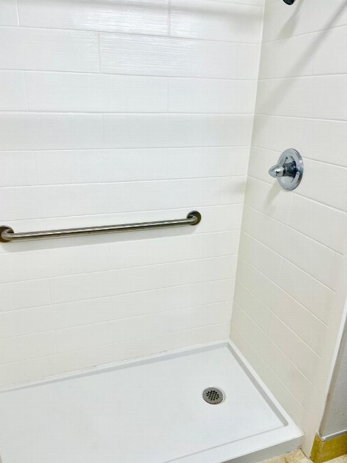 Bradbury Inn - image 13