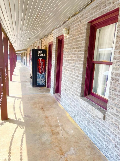 Bradbury Inn - image 4