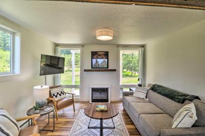 Dreamy Bigfork Cottage - 2 Mi to Yellow Bay!
