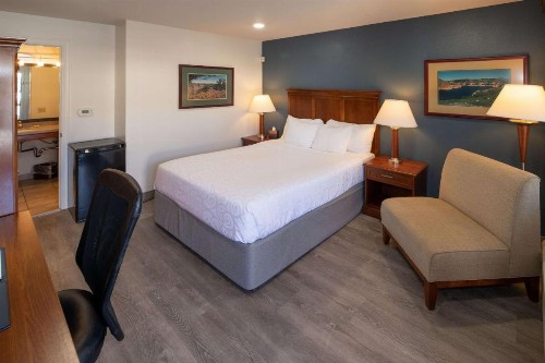 Best Western Plus Clocktower Inn - image 15
