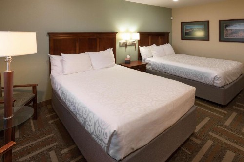 Best Western Plus Clocktower Inn - image 37