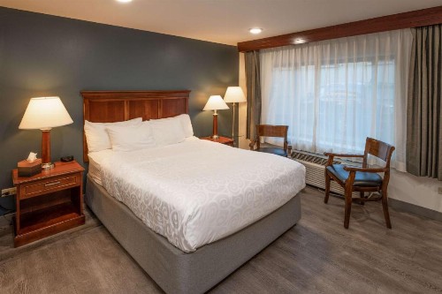 Best Western Plus Clocktower Inn - image 9