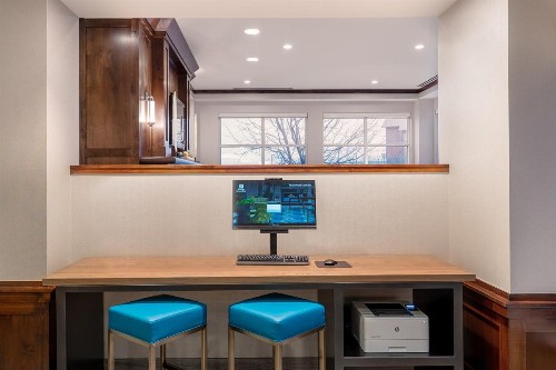 Hilton Garden Inn Billings - image 8
