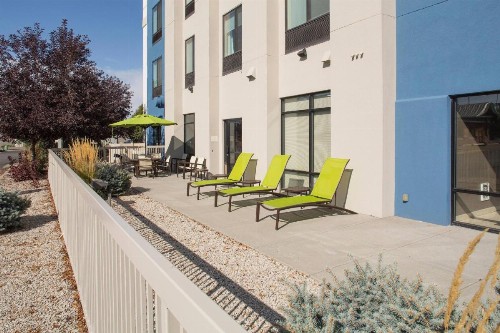SpringHill Suites by Marriott Billings - image 22