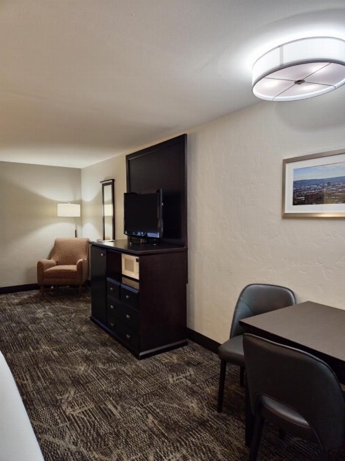 Kelly Inn Billings - image 22