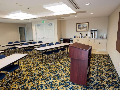 SureStay Plus Hotel by Best Western Billings - image 15