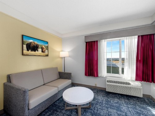 SureStay Plus Hotel by Best Western Billings - image 20