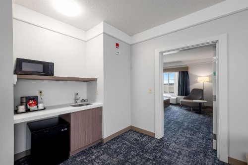 SureStay Plus Hotel by Best Western Billings - image 32