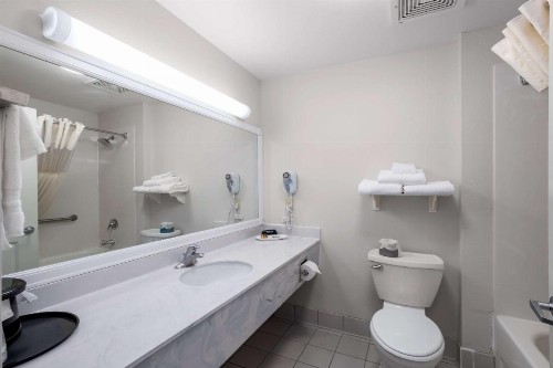 SureStay Plus Hotel by Best Western Billings - image 43