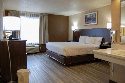 Quality Inn Homestead Park Billings - image 50