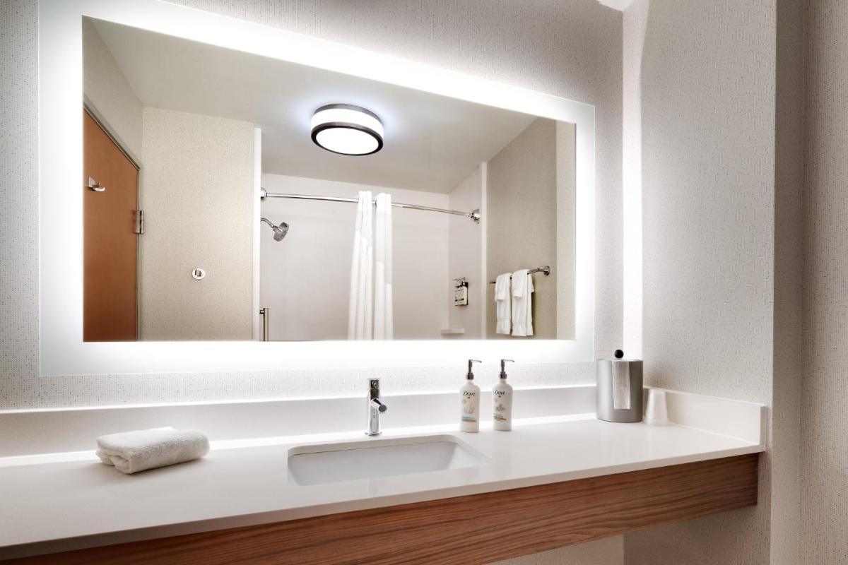 Holiday Inn Express Billings East an IHG Hotel - image 5