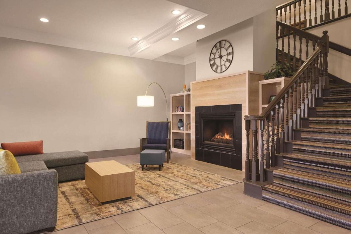 Country Inn & Suites by Radisson Billings MT - image 2