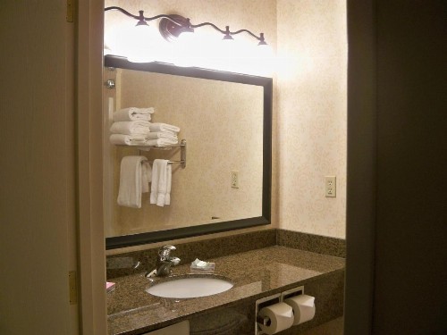 Country Inn & Suites by Radisson Billings MT - image 5