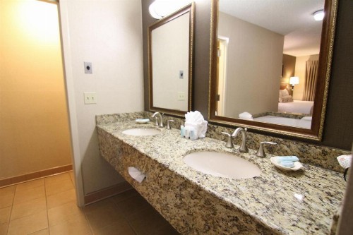 C'mon Inn Billings - image 19
