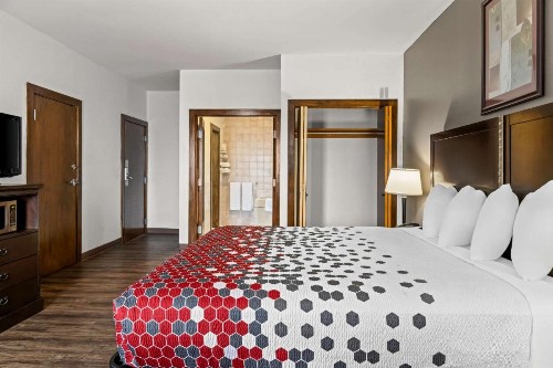 Rodeway Inn Billings Logan Intl Airport Near St. Vincent Hospital - image 26
