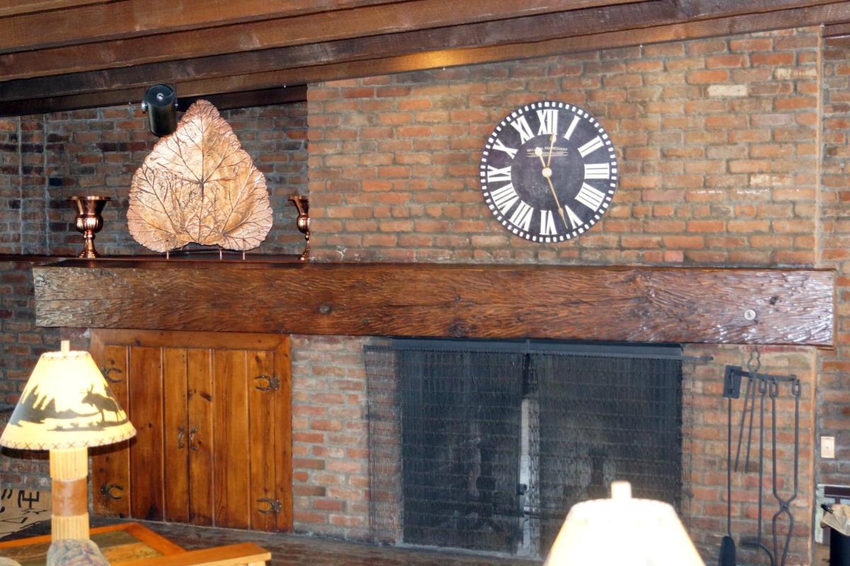 Dude Rancher Lodge - image 6