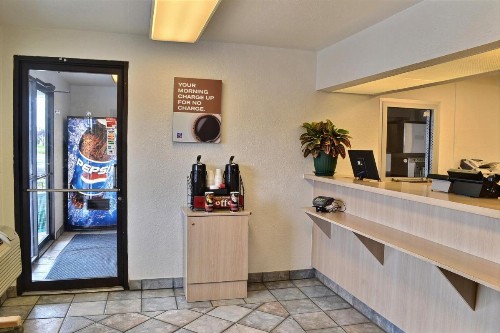 Motel 6-Billings MT - South - image 24