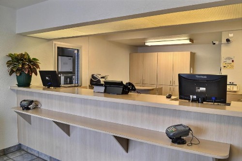 Motel 6-Billings MT - South - image 38