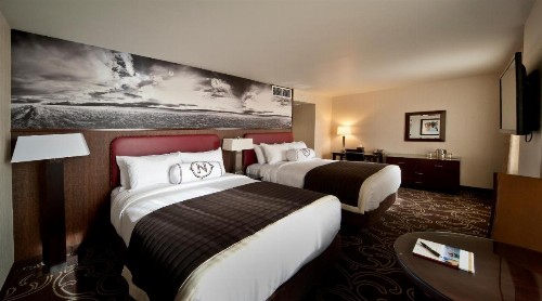 Northern Hotel - image 32