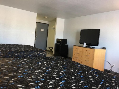 The Vegas Hotel - image 22