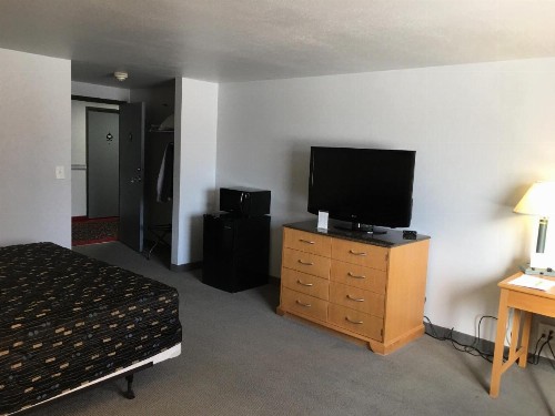 The Vegas Hotel - image 27