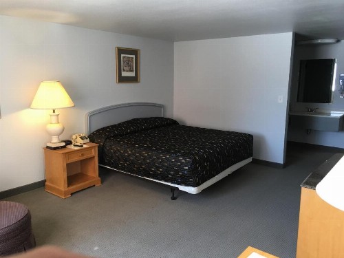 The Vegas Hotel - image 40
