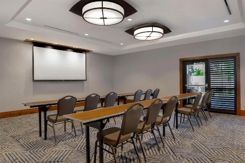 Homewood Suites by Hilton Billings - image 40