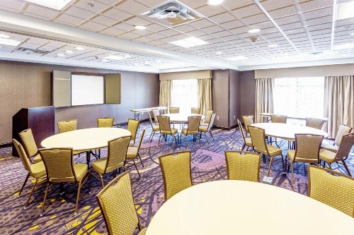 Holiday Inn Express Hotel & Suites Billings an IHG Hotel - image 41