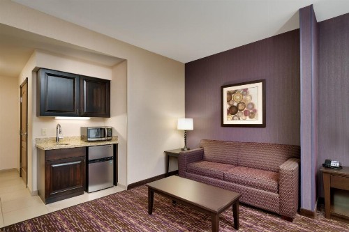 Holiday Inn Express Hotel & Suites Billings an IHG Hotel - image 44