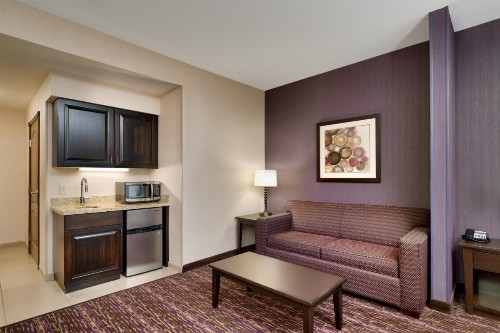 Holiday Inn Express Hotel & Suites Billings an IHG Hotel - image 50