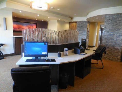 Ledgestone Hotel Billings - image 10