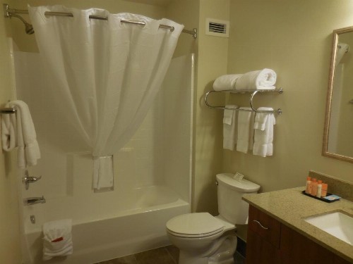 Ledgestone Hotel Billings - image 16