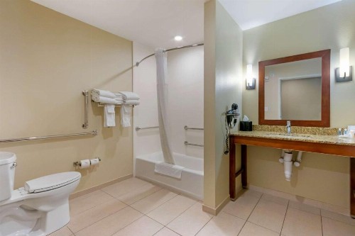 Comfort Suites Billings - image 8