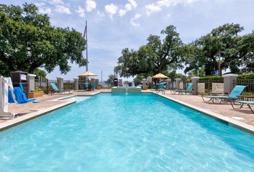 Hampton Inn Biloxi Beach Boulevard - image 25