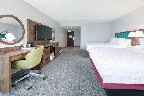 Hampton Inn Biloxi Beach Boulevard - image 41