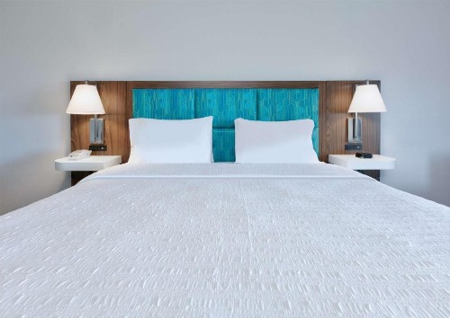 Hampton Inn Biloxi Beach Boulevard - image 42