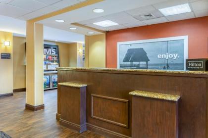 Hampton Inn Biloxi/Ocean Springs - image 9