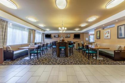 Hampton Inn Biloxi/Ocean Springs - image 11