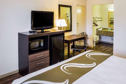 Quality Inn Biloxi Beach - image 36