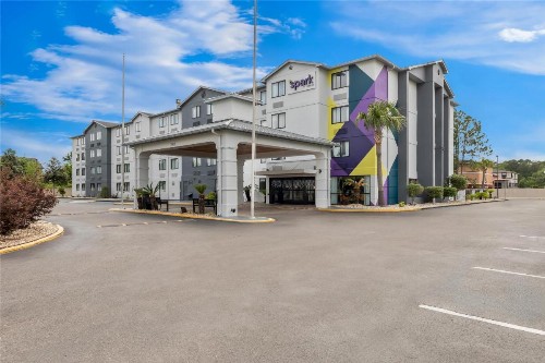 Best Western Plus Cypress Creek - image 1