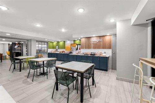 Best Western Plus Cypress Creek - image 31