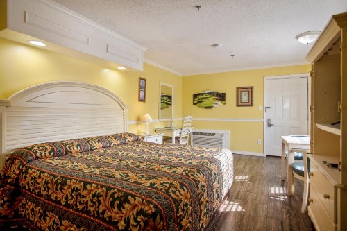 Edgewater Inn - Biloxi - image 22