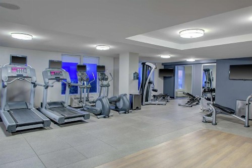 DoubleTree by Hilton Biloxi - image 43