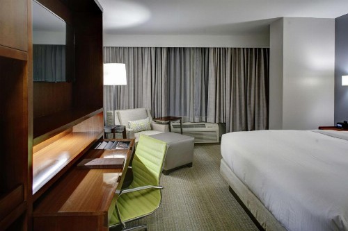 DoubleTree by Hilton Biloxi - image 6