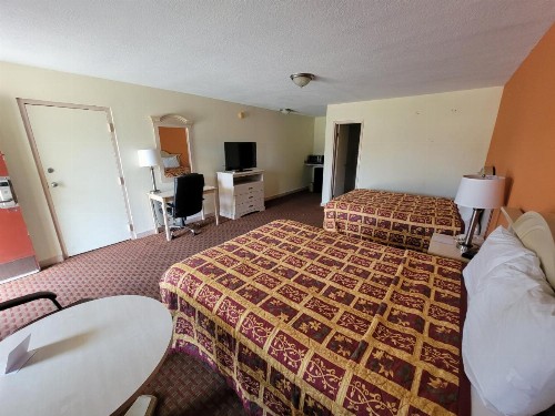 Econo Lodge Biloxi Beach North - image 24