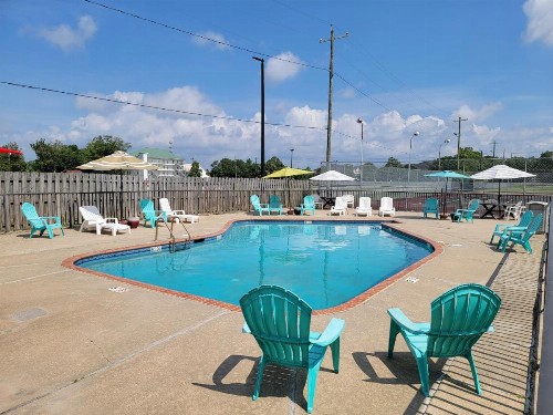 Econo Lodge Biloxi Beach North - image 29