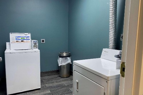 Quality Inn Biloxi - Ocean Springs - image 5