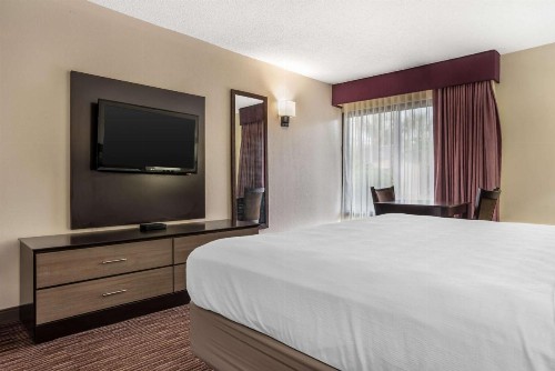 Best Western Oak Manor - image 15