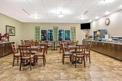 La Quinta by Wyndham Biloxi - image 24