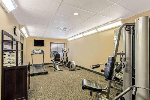 La Quinta by Wyndham Biloxi - image 3